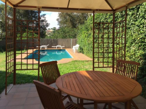 Eco house of oak, 15 min to BCN Max Pax 8